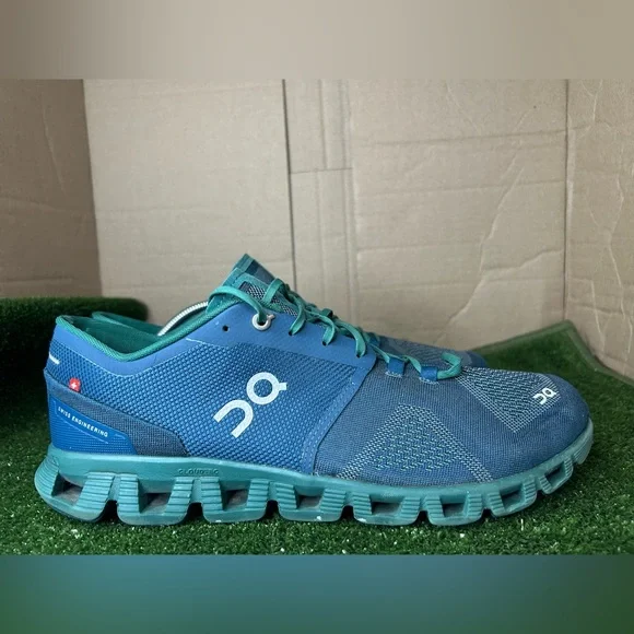 Size 11.5M- On Cloud X Storm Tide Running Shoes - Picture 1 of 6